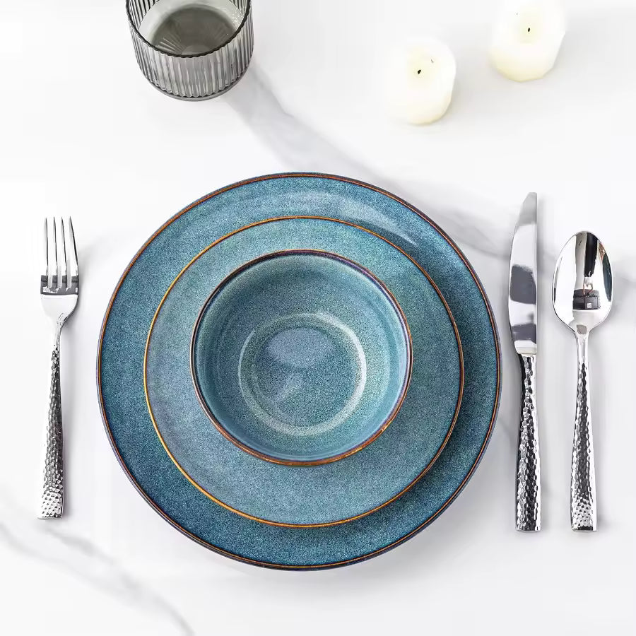 Moroa Blue 18-Piece Plate set