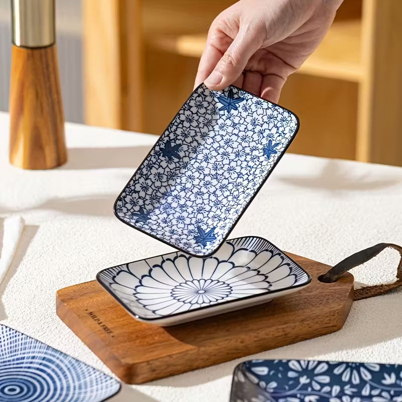 Blue Lotus 4-Piece Plate Set